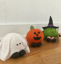Halloween Figures | Set of 3